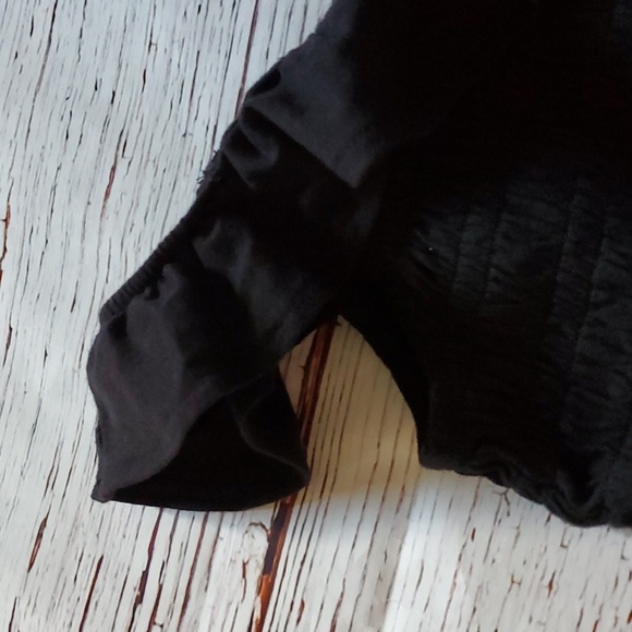 🆕️ GAP GIRLS BLACK CROP TOP 🖤 - Picture 4 of 7